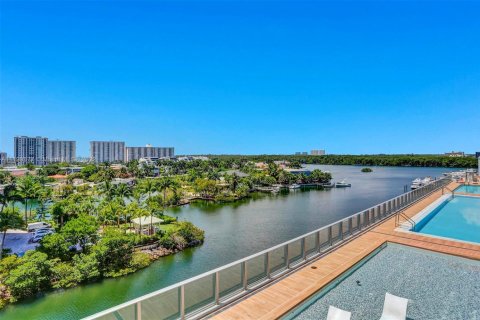 Condo in Sunny Isles Beach, Florida, 3 bedrooms  № 1830729 - photo 3