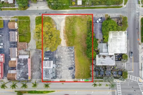 Terreno en venta en Dania Beach, Florida № 1177479 - foto 1