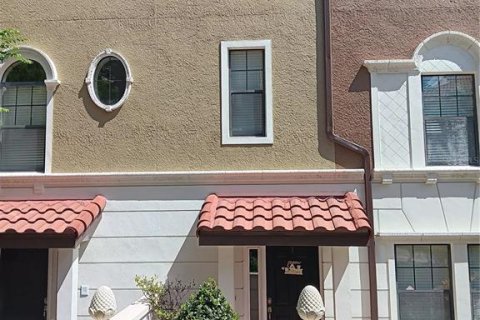 Townhouse in Lake Mary, Florida 4 bedrooms, 188.41 sq.m. № 1912038 - photo 2