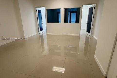 Propiedad comercial en venta en Aventura, Florida № 1703096 - foto 13