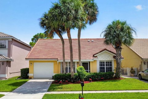 Casa en Lake Worth, Florida 3 dormitorios, 176.51 m2 № 2375076