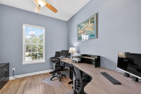 House in Bradenton, Florida 5 bedrooms, 361.3 sq.m. № 2152119 - photo 28