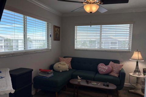 Condo in Boynton Beach, Florida, 2 bedrooms  № 2382514 - photo 18