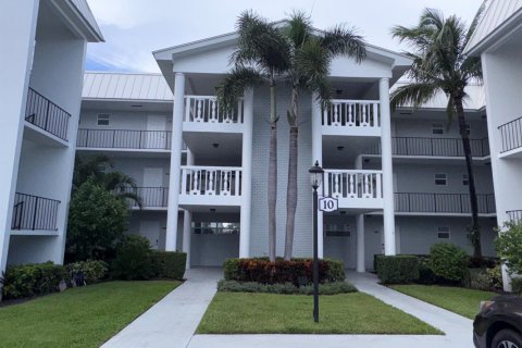 Condo in Boynton Beach, Florida, 2 bedrooms № 2382514