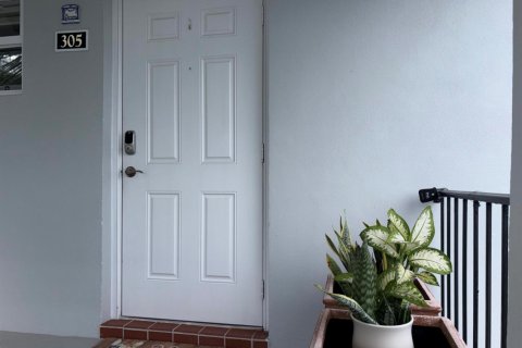 Condo in Boynton Beach, Florida, 2 bedrooms  № 2382514 - photo 2