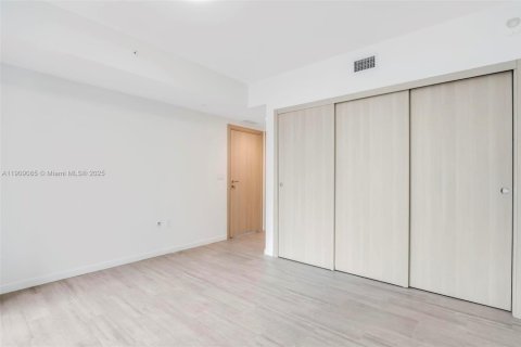 Copropriété à louer à Miami, Floride: 1 chambre, 61.78 m2 № 1966320 - photo 2