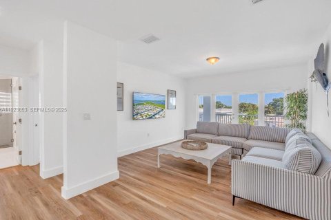 Villa ou maison à vendre à Key Largo, Floride: 5 chambres, 295.8 m2 № 1982081 - photo 21