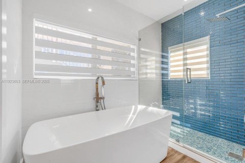 Villa ou maison à vendre à Key Largo, Floride: 5 chambres, 295.8 m2 № 1982081 - photo 24