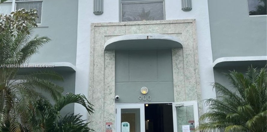 Studio à Condo à Miami Beach, Floride № 1985308