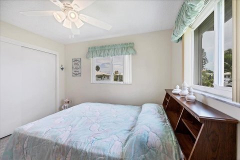 Villa ou maison à vendre à Bradenton, Floride: 2 chambres, 137.22 m2 № 1900291 - photo 21