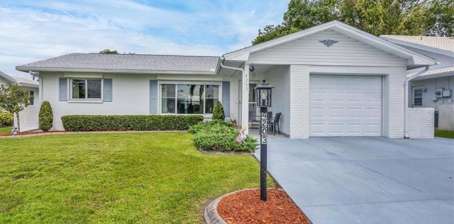 Villa ou maison à Bradenton, Floride 2 chambres, 137.22 m2 № 1900291