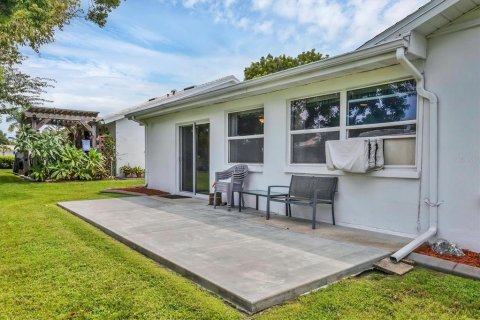 Villa ou maison à vendre à Bradenton, Floride: 2 chambres, 137.22 m2 № 1900291 - photo 30