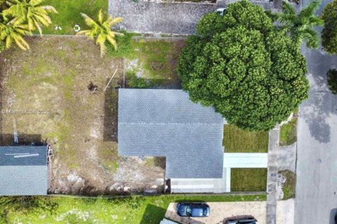 Villa ou maison à vendre à Fort Lauderdale, Floride: 3 chambres, 91.42 m2 № 1947996 - photo 17