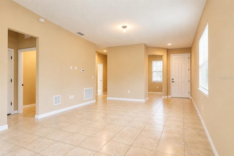 Casa en venta en Davenport, Florida, 2 dormitorios, 136.01 m2 № 2411660 - foto 10