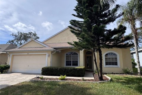 Casa en alquiler en Tarpon Springs, Florida, 3 dormitorios, 159.79 m2 № 1916808 - foto 1