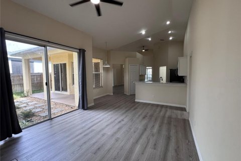 Casa en alquiler en Tarpon Springs, Florida, 3 dormitorios, 159.79 m2 № 1916808 - foto 19