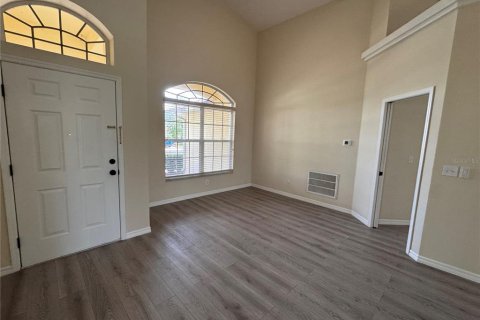 Casa en alquiler en Tarpon Springs, Florida, 3 dormitorios, 159.79 m2 № 1916808 - foto 3
