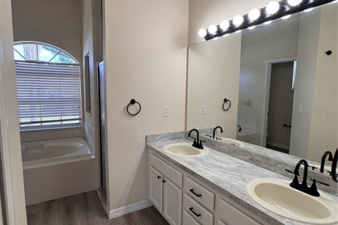 Casa en alquiler en Tarpon Springs, Florida, 3 dormitorios, 159.79 m2 № 1916808 - foto 26