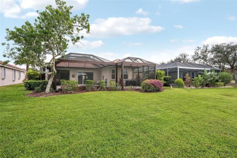 House in North Port, Florida 3 bedrooms, 181.62 sq.m. № 1537666 - photo 30