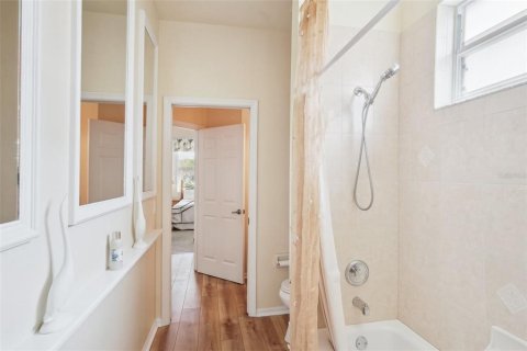 House in North Port, Florida 3 bedrooms, 181.62 sq.m. № 1537666 - photo 23