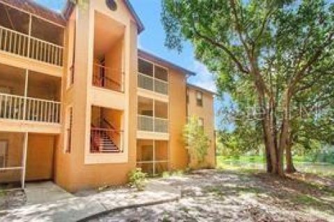 Condominio en venta en Altamonte Springs, Florida, 2 dormitorios, 91.23 m2 № 1789526 - foto 1