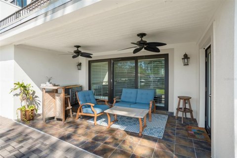 Condo in Orlando, Florida, 2 bedrooms  № 1416680 - photo 18