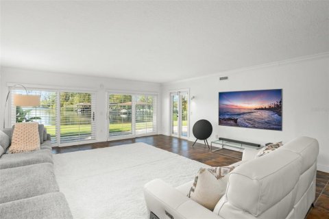 Condominio en venta en Orlando, Florida, 2 dormitorios, 200.2 m2 № 1416680 - foto 3
