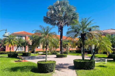 Townhouse in Doral, Florida 3 bedrooms, 117.06 sq.m. № 1955886 - photo 25