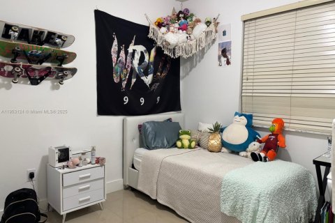 Townhouse in Doral, Florida 3 bedrooms, 117.06 sq.m. № 1955886 - photo 13