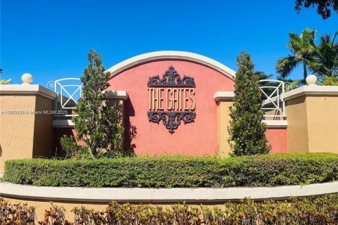 Townhouse in Doral, Florida 3 bedrooms, 117.06 sq.m. № 1955886 - photo 1