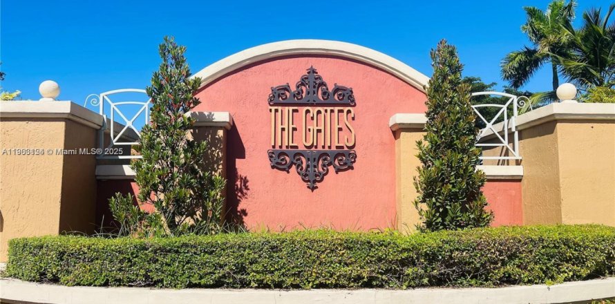 Townhouse in Doral, Florida 3 bedrooms, 117.06 sq.m. № 1955886