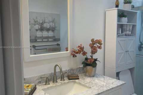 Casa en venta en Tamarac, Florida, 2 dormitorios, 124.67 m2 № 1811885 - foto 9