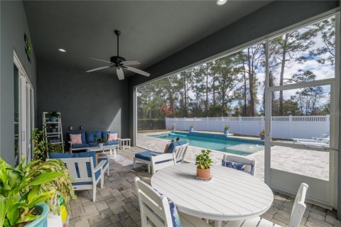 Villa ou maison à New Smyrna Beach, Floride 3 chambres, 158.77 m2 № 2352413