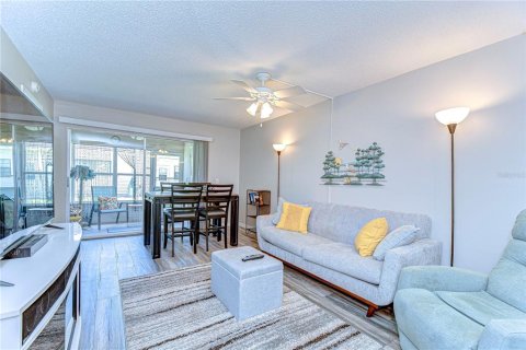Condominio en alquiler en Seminole, Florida, 2 dormitorios, 80.36 m2 № 2104121 - foto 13