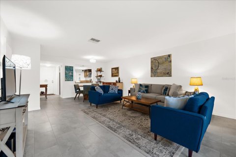 Купить кондоминиум в Клируотер, Флорида 6 комнат, 95.69м2, № 1899053 - фото 4
