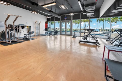 Condo in Miami, Florida, 2 bedrooms  № 1854888 - photo 30