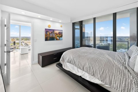 Condo in Miami, Florida, 2 bedrooms  № 1854888 - photo 17