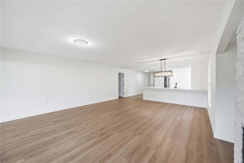Купить виллу или дом в Сарасота, Флорида 9 комнат, 170.75м2, № 2225358 - фото 14
