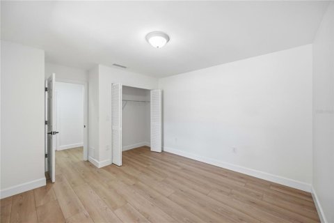 Купить виллу или дом в Сарасота, Флорида 9 комнат, 170.75м2, № 2225358 - фото 26