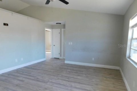 Villa ou maison à vendre à Cape Coral, Floride: 3 chambres, 114.18 m2 № 2157146 - photo 3