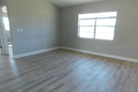 Villa ou maison à vendre à Cape Coral, Floride: 3 chambres, 114.18 m2 № 2157146 - photo 6