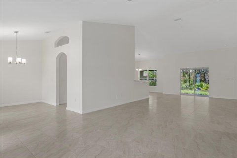 Villa ou maison à vendre à Weeki Wachee, Floride: 4 chambres, 196.95 m2 № 2324890 - photo 8