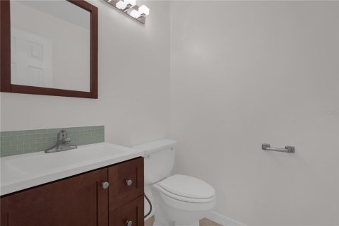House in Kissimmee, Florida 2 bedrooms, 119.66 sq.m. № 2223737 - photo 7