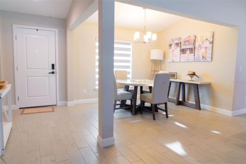 Casa en venta en Kissimmee, Florida, 4 dormitorios, 153.29 m2 № 1901201 - foto 3