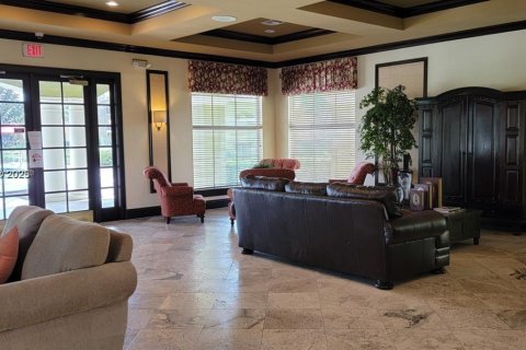 Condo in Miramar, Florida, 2 bedrooms  № 1741913 - photo 8
