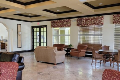 Condo in Miramar, Florida, 2 bedrooms  № 1741913 - photo 9
