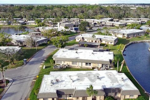 Condo in New Port Richey, Florida, 2 bedrooms  № 1673094 - photo 16