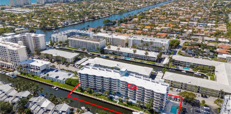 Condominio en Fort Lauderdale, Florida, 2 dormitorios  № 1745811