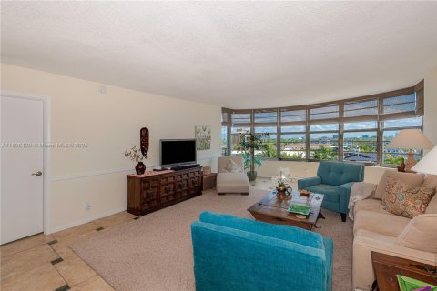 Condominio en venta en Fort Lauderdale, Florida, 2 dormitorios, 134.71 m2 № 1745811 - foto 13