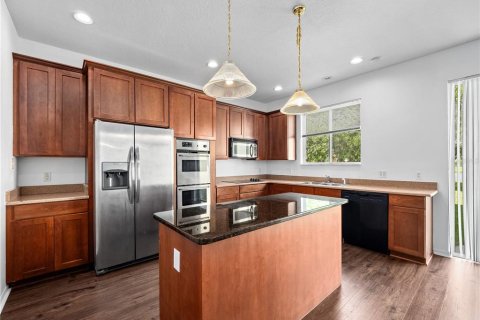 Casa en alquiler en Orlando, Florida, 4 dormitorios, 263.29 m2 № 1858456 - foto 13